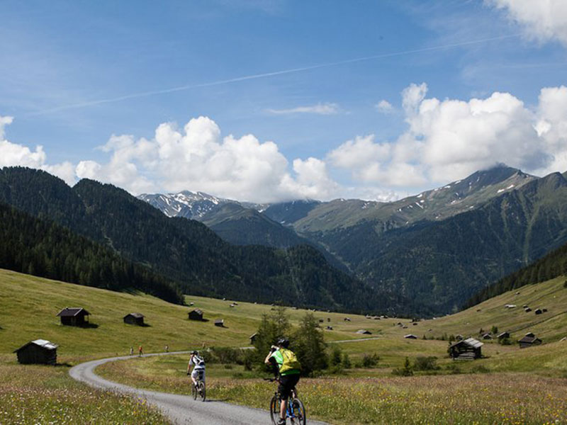 Radfahren im Tiroler Oberland